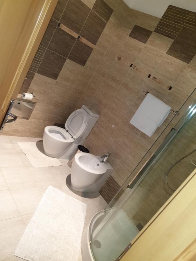 Smartnook Rooms And Apartment Esterno foto