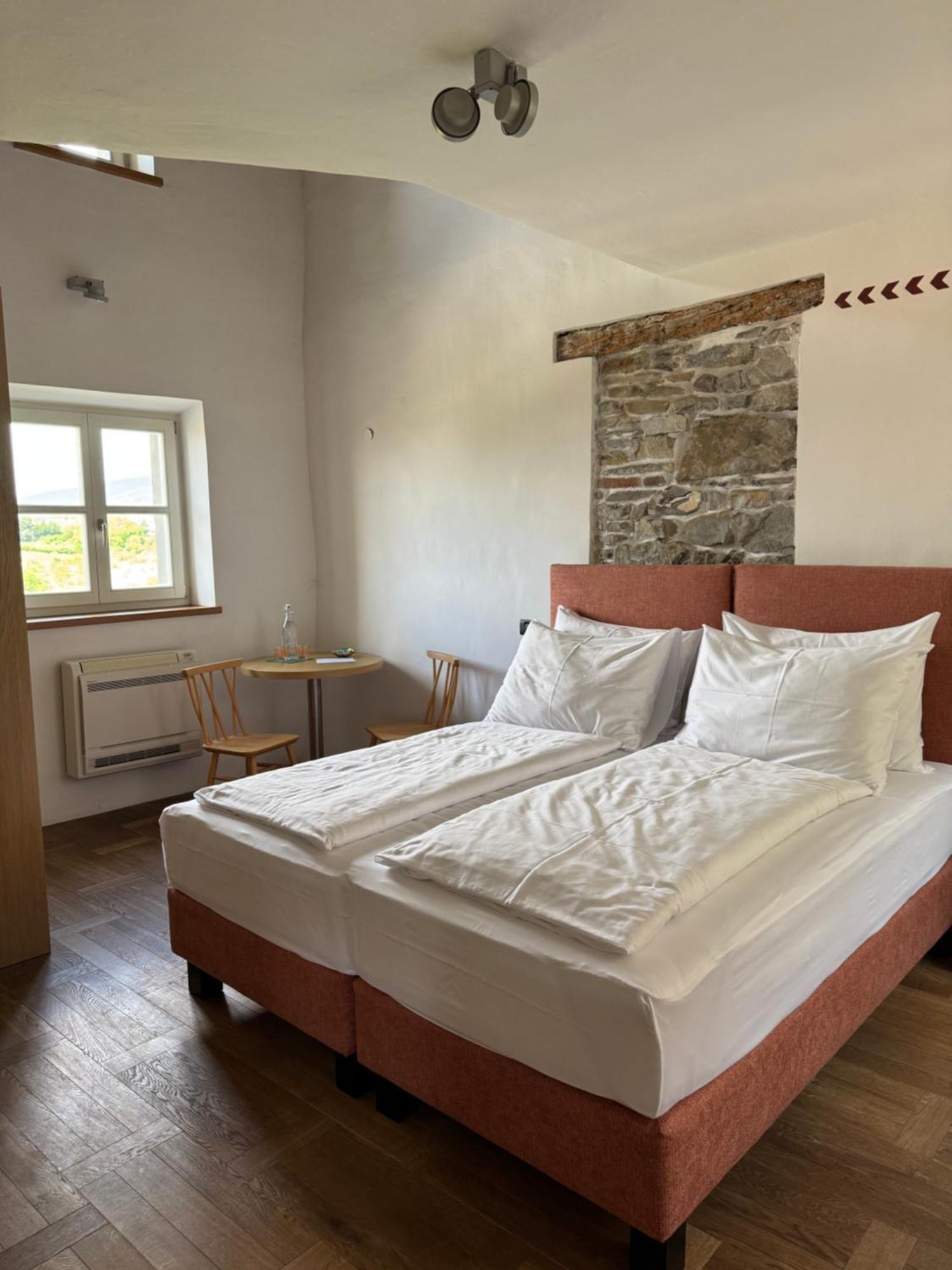 Smartnook Rooms And Apartment Esterno foto